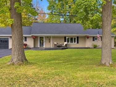 1149 Smith Ridge Rd, Bridgeport, NY 13037