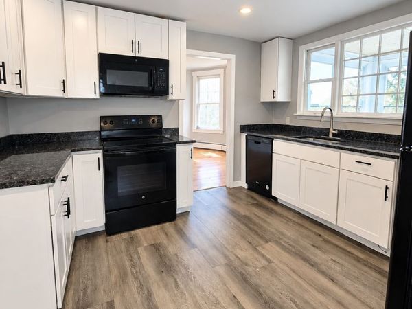 12 Lincoln St, Unit 2, Haverhill, MA 01830