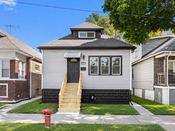 9331 S Woodlawn Avenue , Chicago, IL 60619
