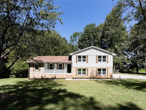 2882 Creek Drive , Duluth, GA 30096
