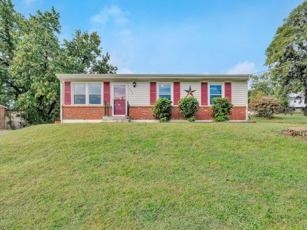 592 Stacie DR , Vinton, VA 24179