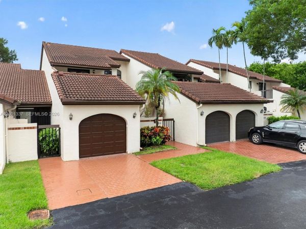 9340 NW 48th Doral Ter , Doral, FL 33178