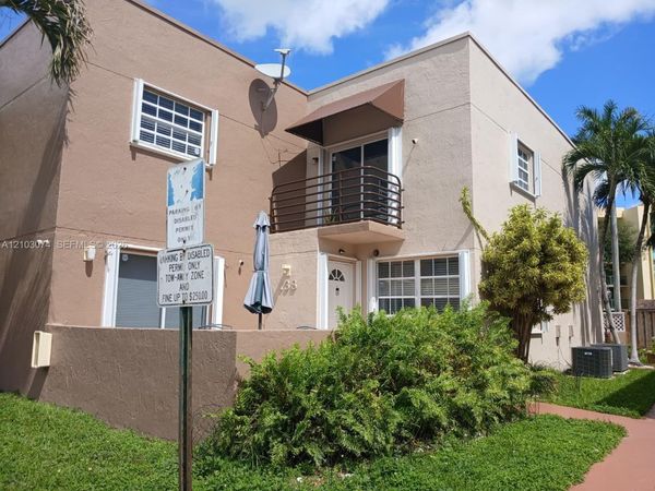 1925 SW 118th Ct, Unit 138, Miami, FL 33175
