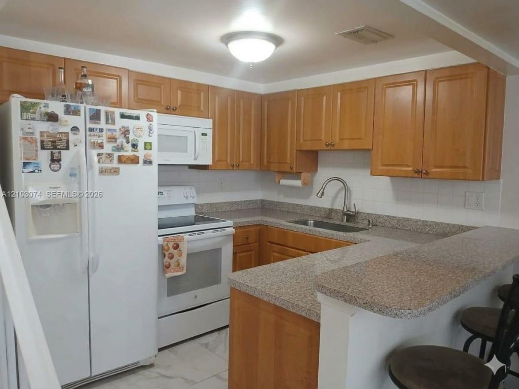1925 SW 118th Ct, Unit 138, Miami, FL 33175 Photo