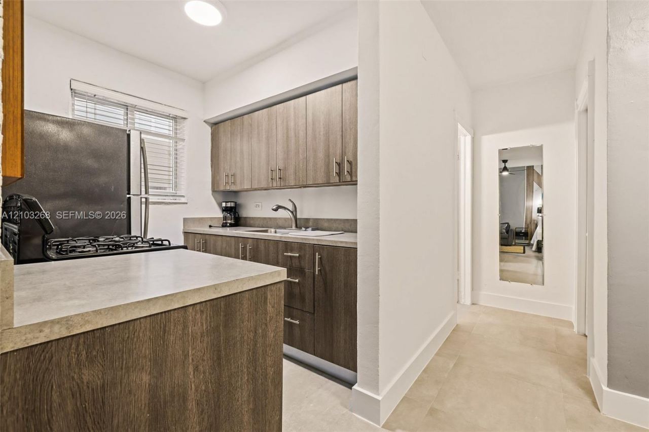 7340 Harding Ave , Unit 2, Miami Beach, FL 33141 Photo