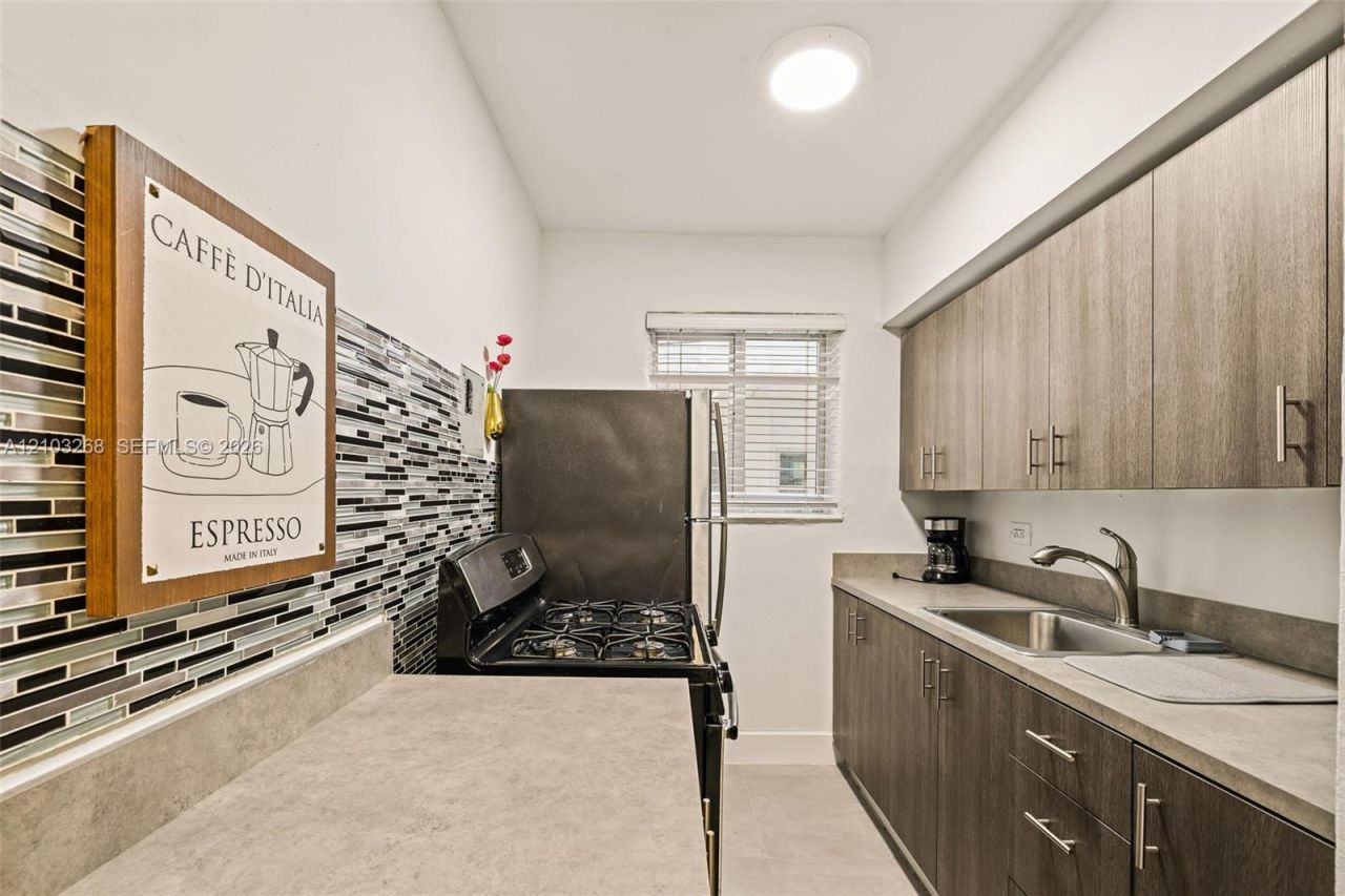 7340 Harding Ave , Unit 2, Miami Beach, FL 33141 Photo