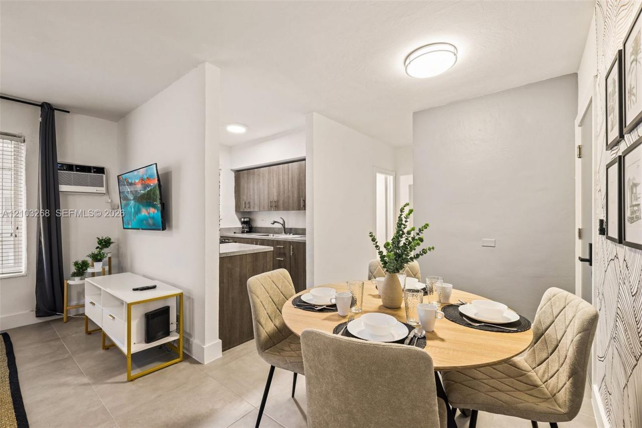 7340 Harding Ave , Unit 2, Miami Beach, FL 33141 Photo