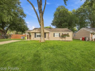 37106 Farley Street, Clinton Township, Mi 48036