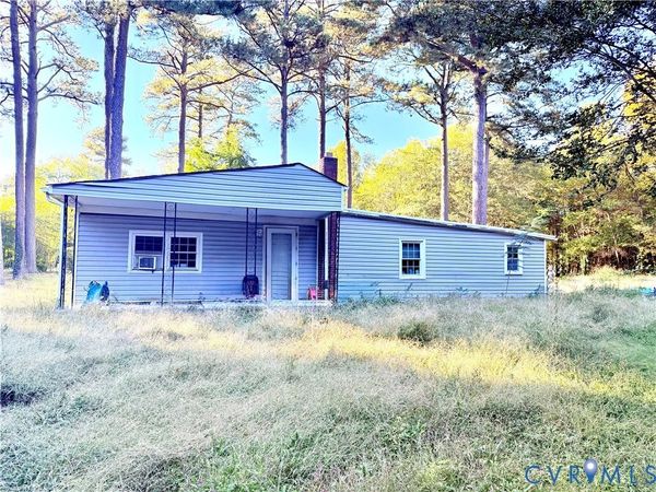 16517 Harrowgate Road , Chester, VA 23831