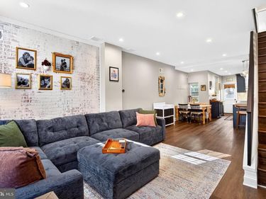 1644 S LAWRENCE STREET, PHILADELPHIA, PA 19148
