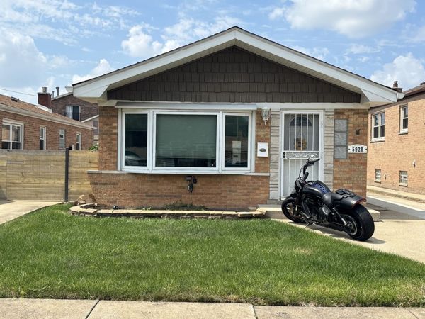 5920 S Meade Avenue , Chicago, IL 60638
