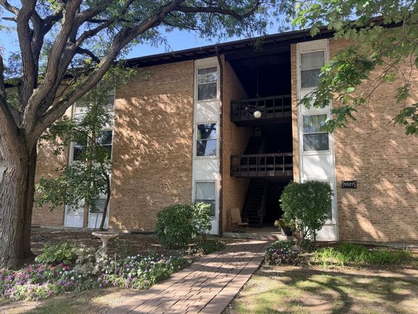 5527 E Lake Drive , Unit C, Lisle, IL 60532
