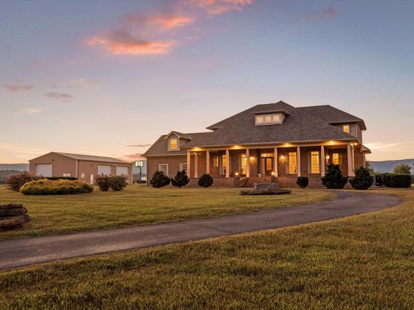 8299 E Valley Road, Dunlap, TN 37327