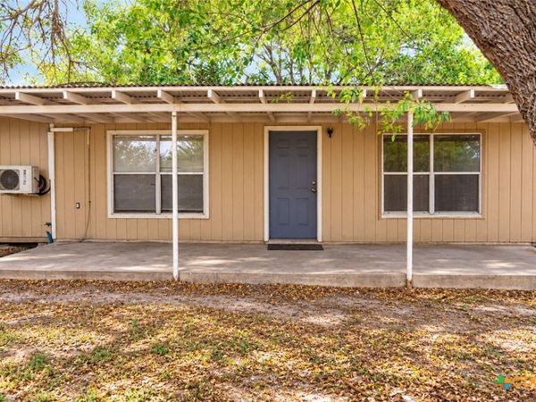 3230 County Road 305 , Port Lavaca, TX 77979