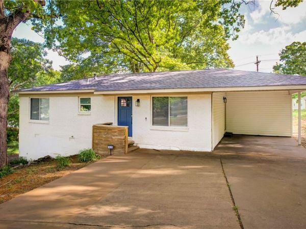 1810 S Custer Lane , Fayetteville, AR 72701
