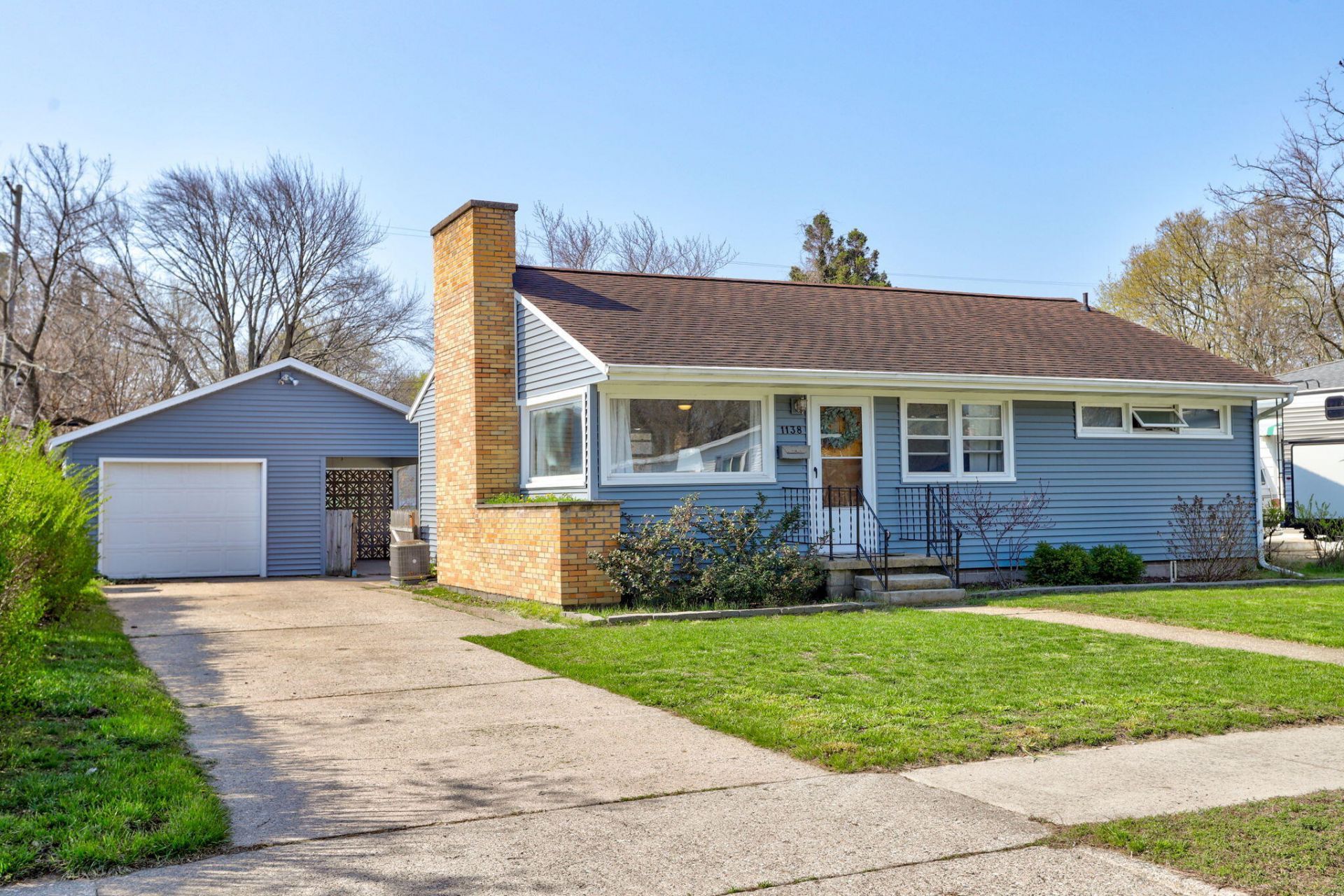 1138 Park Avenue, Grand Haven, MI 49417 Main Photo