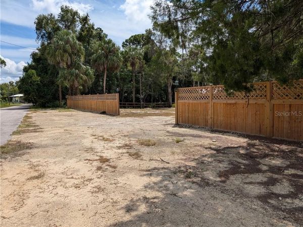 34 Palm DRIVE , Inglis, FL 34449