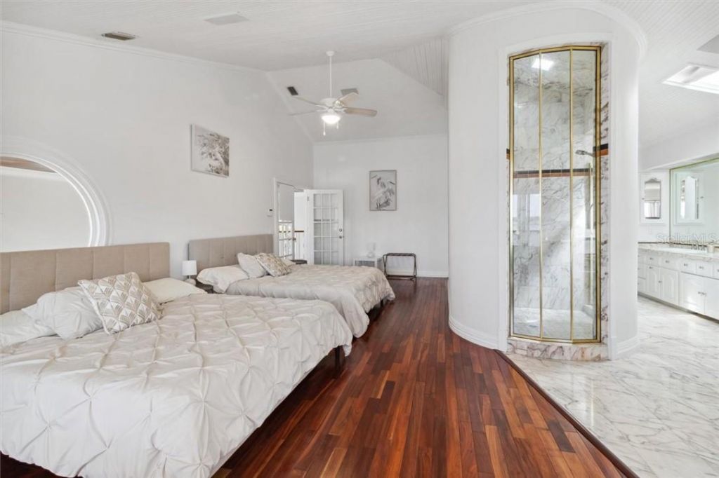 1128 N Circle Drive, Crystal River, FL 34429 Photo