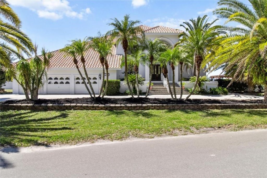 1128 N Circle Drive, Crystal River, FL 34429 Photo