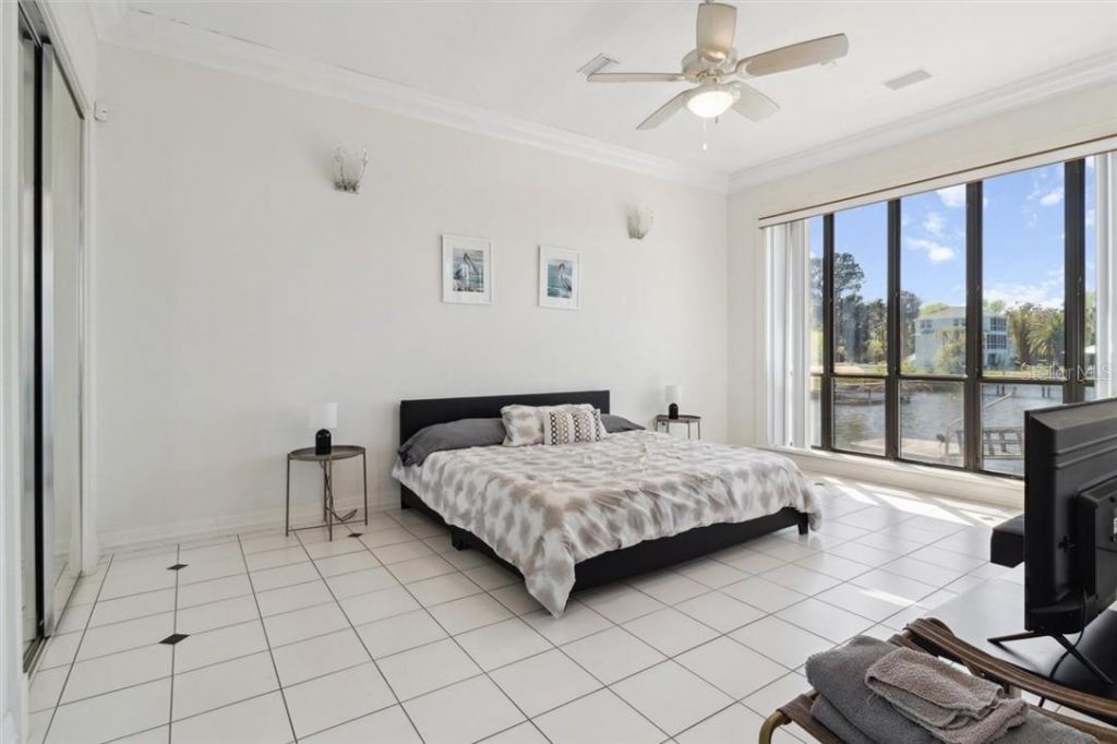 1128 N Circle Drive, Crystal River, FL 34429 Photo