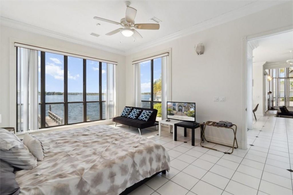 1128 N Circle Drive, Crystal River, FL 34429 Photo
