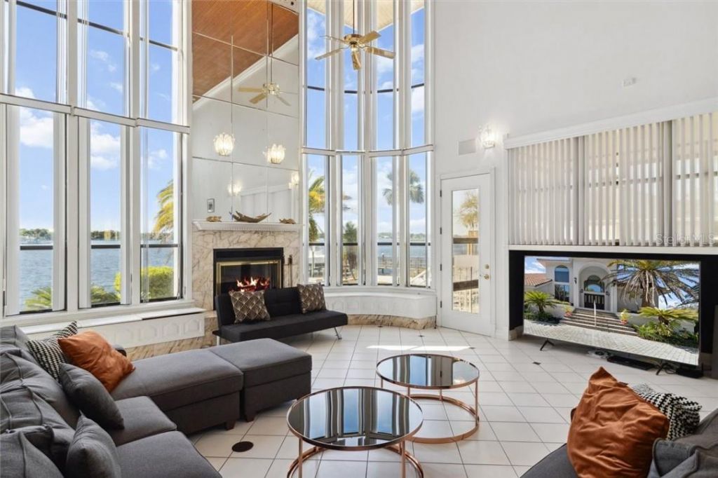 1128 N Circle Drive, Crystal River, FL 34429 Photo