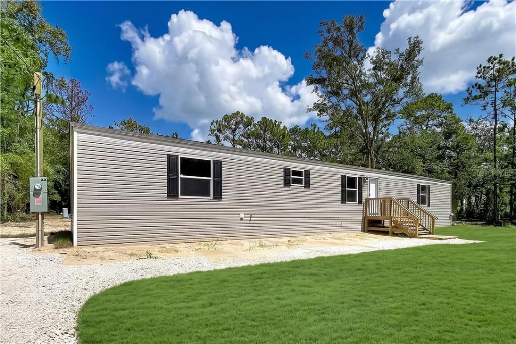 549 W Kahns Lane , Lecanto, FL 34461 Main Photo