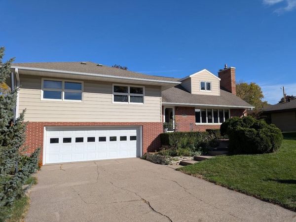 2621 Van Loon ROAD, La Crosse, WI 54601