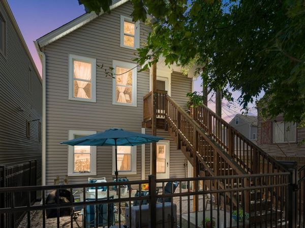 3339 S Artesian Avenue, Chicago, IL 60608