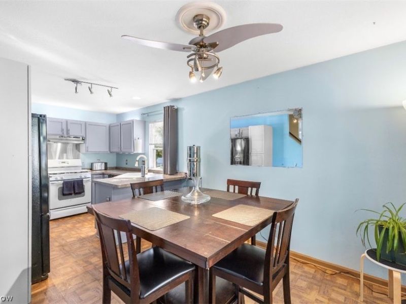 969 Ridgecrest Drive , Cuyahoga Falls, OH 44221 Photo 10