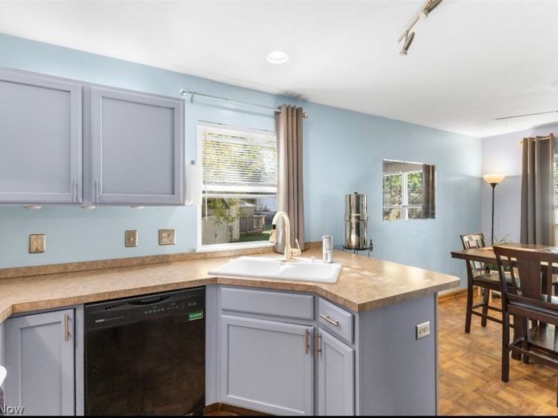 969 Ridgecrest Drive , Cuyahoga Falls, OH 44221 Photo 11