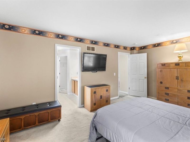 969 Ridgecrest Drive , Cuyahoga Falls, OH 44221 Photo 17