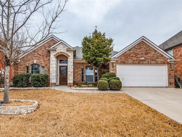 815 Hickory Street, Burleson, TX 76028