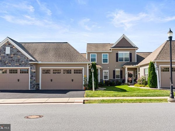 106 S VILLAGE CIRCLE, PALMYRA, PA 17078