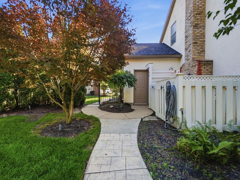 5649 Somerset Avenue, Westerville, OH 43082 Photo 112