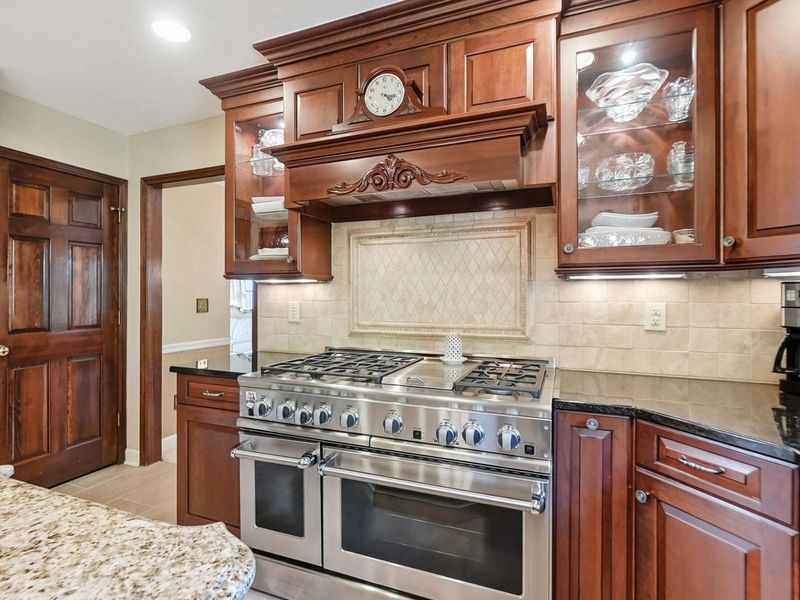 5649 Somerset Avenue, Westerville, OH 43082 Photo 32