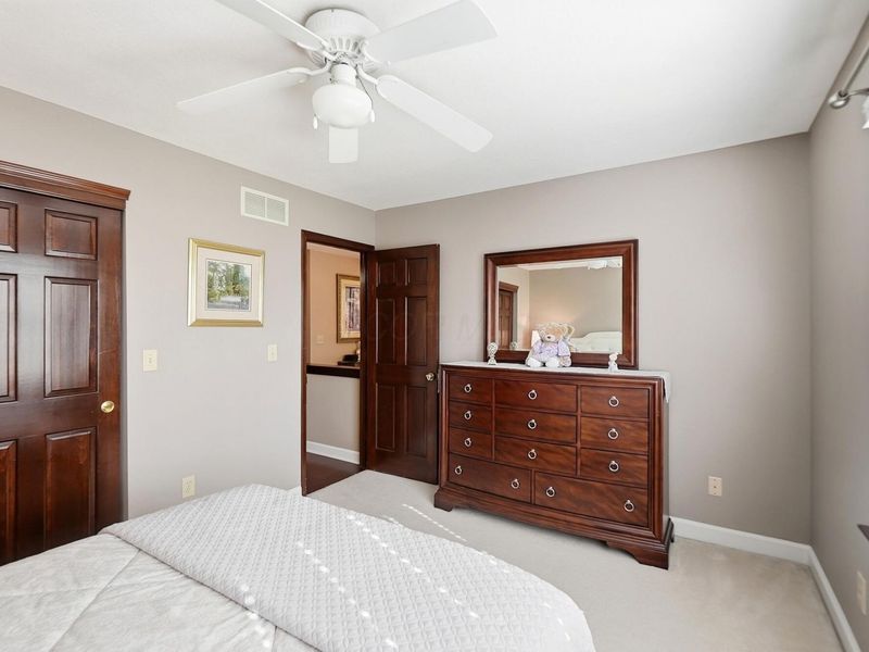 5649 Somerset Avenue, Westerville, OH 43082 Photo 73