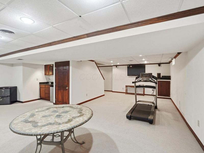 5649 Somerset Avenue, Westerville, OH 43082 Photo 80