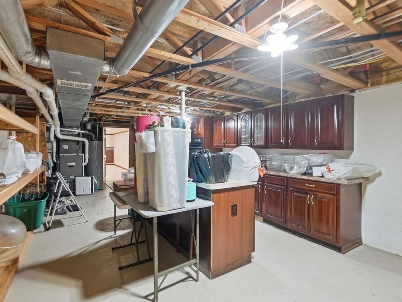 5649 Somerset Avenue, Westerville, OH 43082 Photo 94