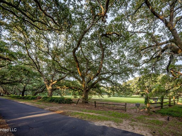 Lot 8 Pointe Aux Chenes, Ocean Springs, MS 39564