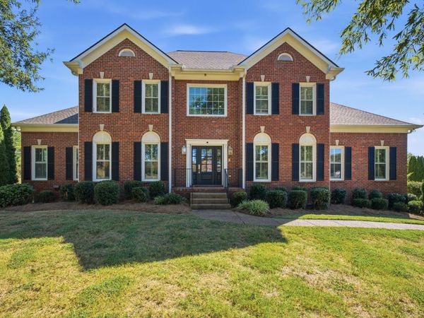 2405 Douglass Glen Ln, Franklin, TN 37064
