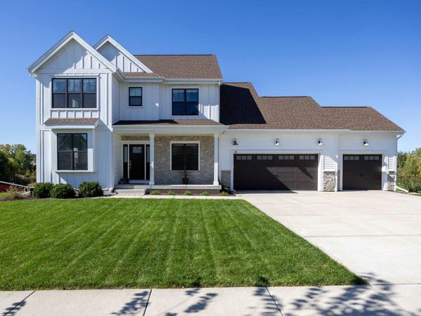421 Colt Drive, Belleville, WI 53508