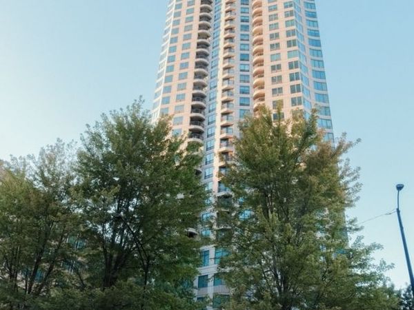 400 N LaSalle Boulevard, Unit 1401, Chicago, IL 60654