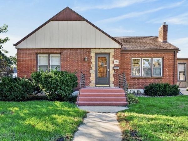1010 10th Avenue , Fulton, IL 61252