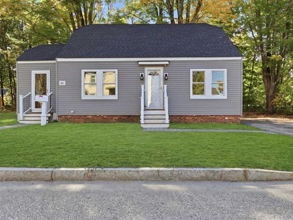 40 Grove Street, Rochester, NH 03868