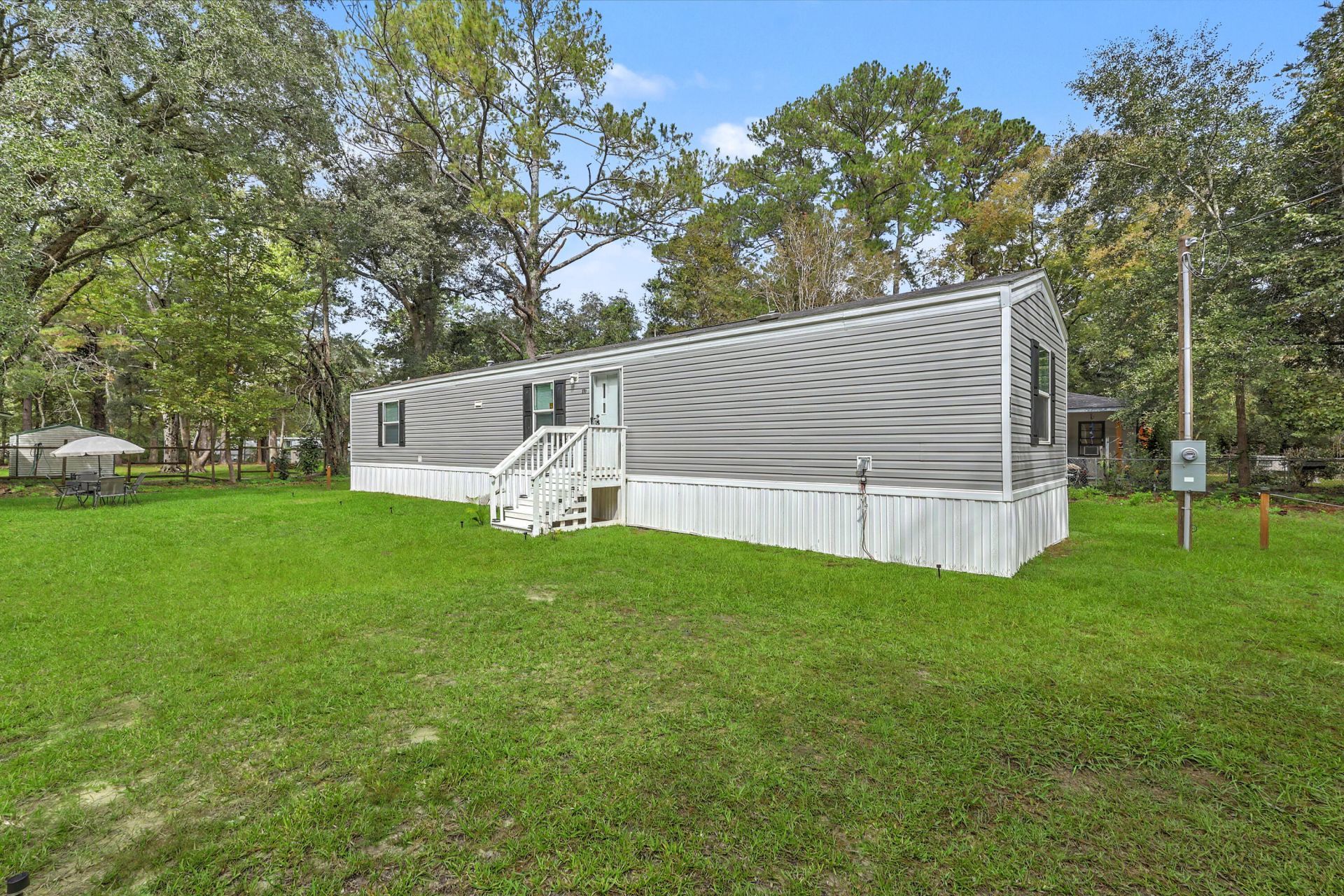 203 Poplar Street Photo 26