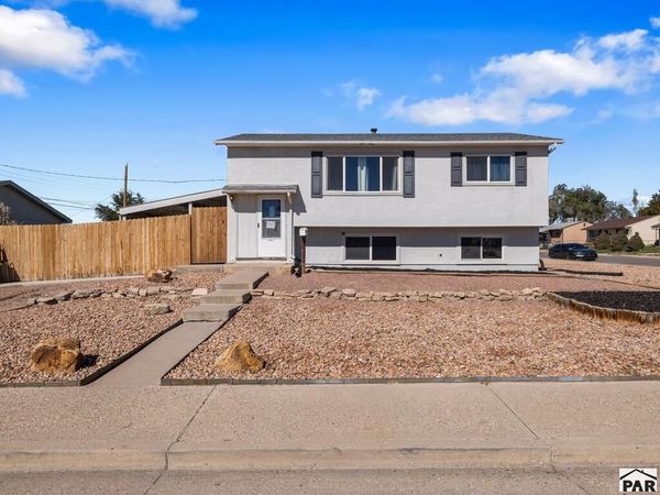 2303 Cheyenne Ave, Pueblo, CO 81003