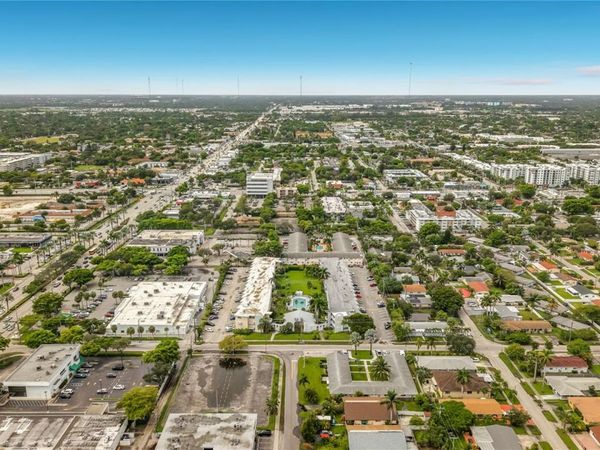 141 NE 10TH AVENUE , Unit 24C, HALLANDALE BEACH, FL 33009