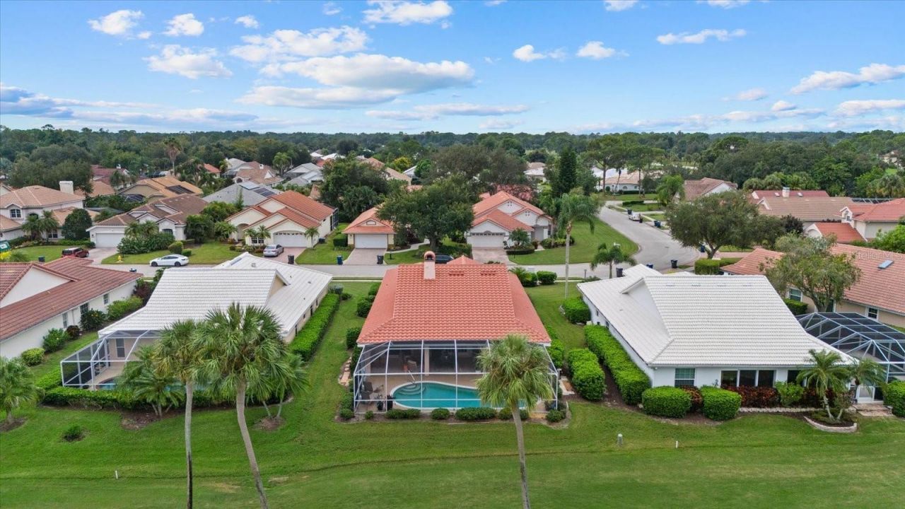 5815 Fairwoods Circle, Sarasota, FL 34243 Photo