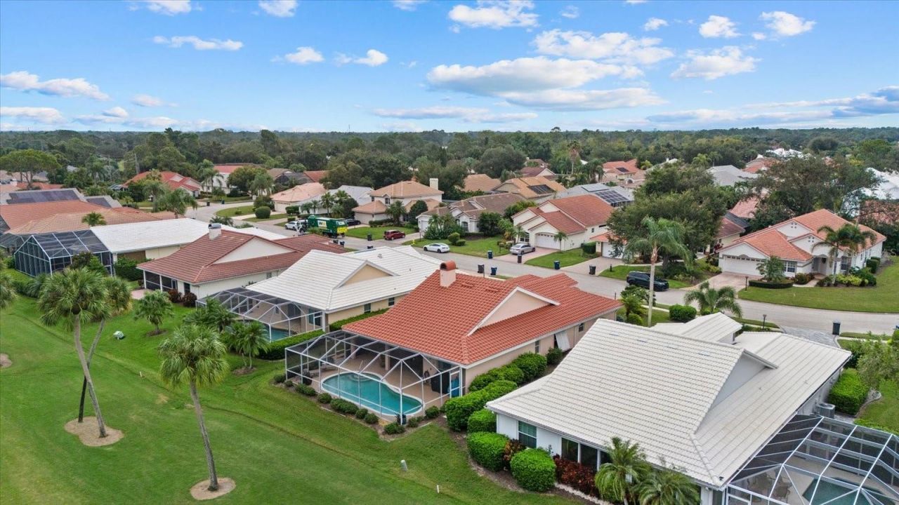 5815 Fairwoods Circle, Sarasota, FL 34243 Photo